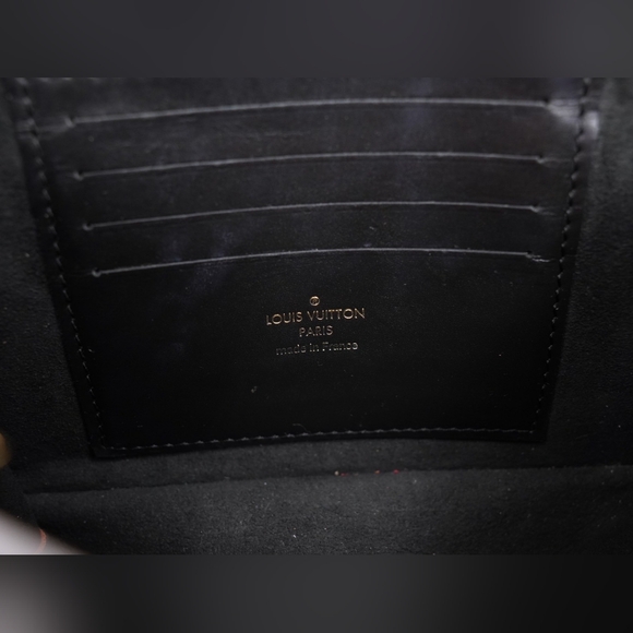 ❌️❌️SOLD❌️❌️BD24❤️LOUIS VUITTON Reverse Monogram Dauphine Chain Wallet - Picture 15 of 16